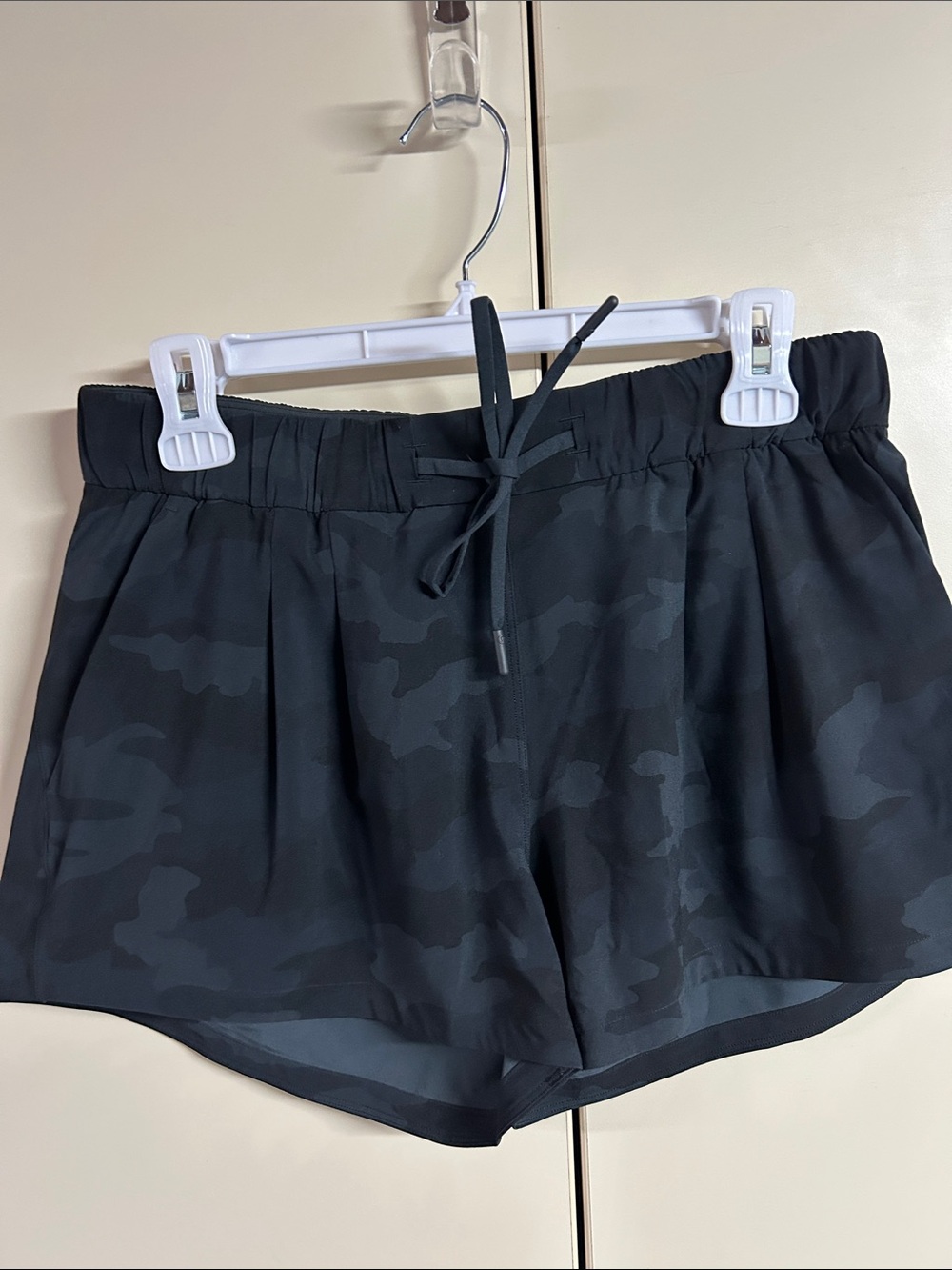 Lululemon 3” Black/Charcoal Camo Running Shorts